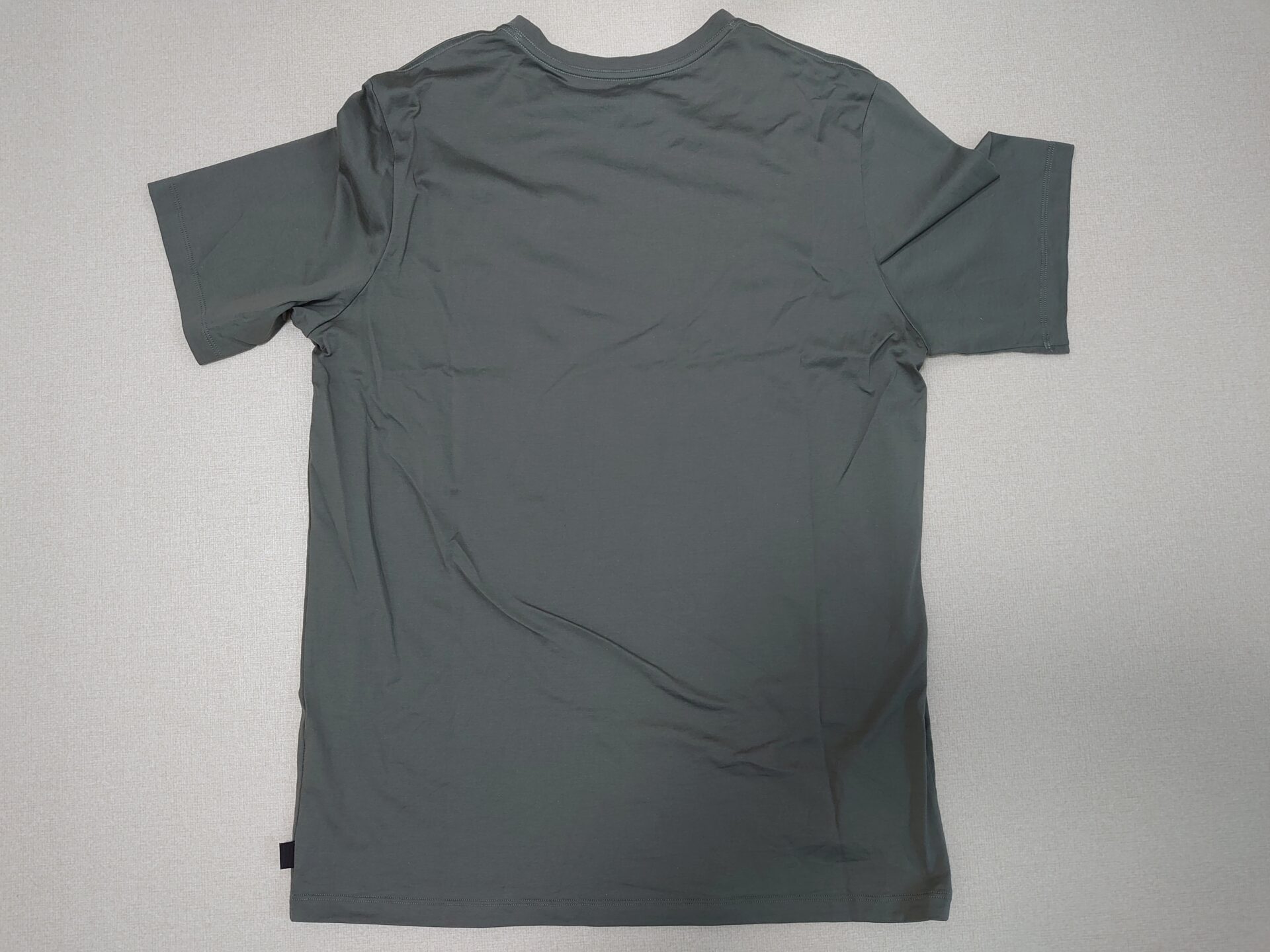 Split SS T-Shirt-背面画像